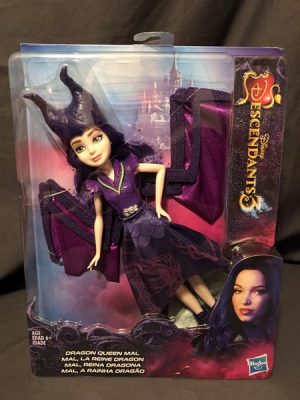 Disney Descendants Dolls from Hasbro (Information & Daynah's First  Impressions) - The Geek's Blog @ disneygeek.com