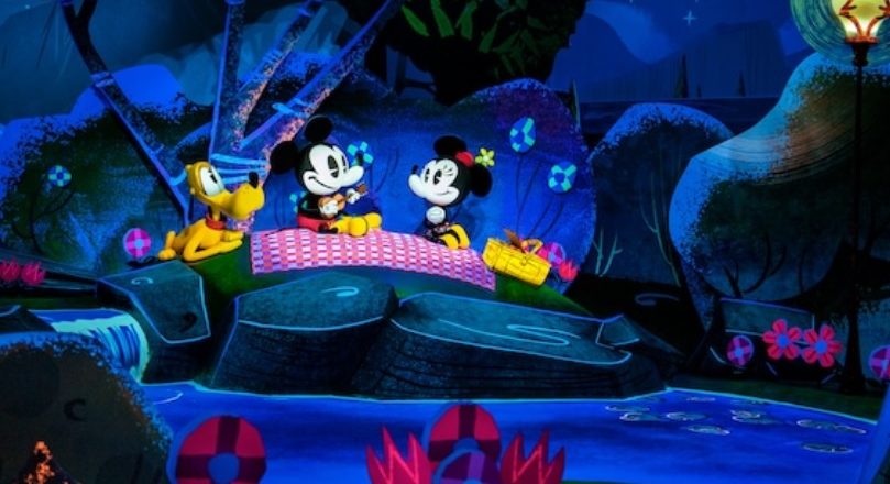Mickey and Minnie have a picnic at night, with Pluto. How aren't they being murdered by mosquitos?