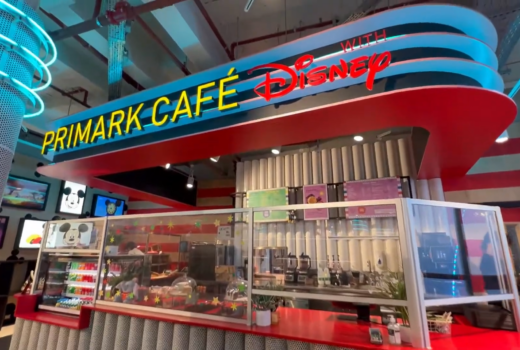 A delightfully nineties design to the kitchen counter of the restaurant, similar to an All-Star Resort.