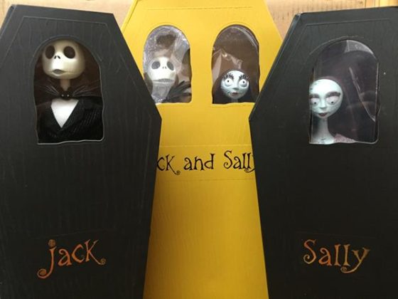 Review: Nightmare Before Christmas Coffin Dolls- Part 1 (Diamond Select ...