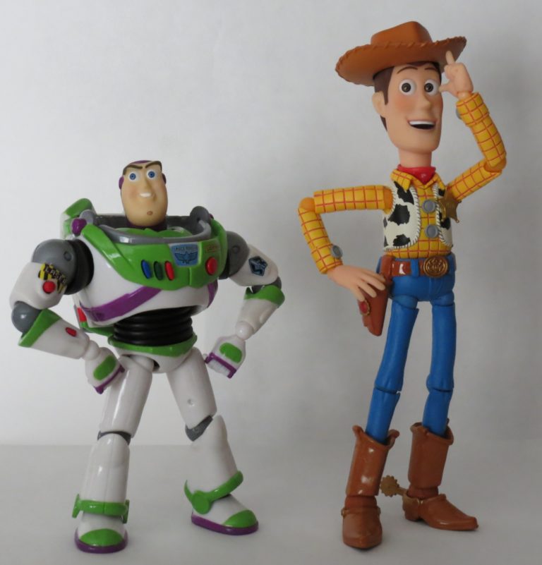 Buzz Lightyear Revoltech Review – DisKingdom.com