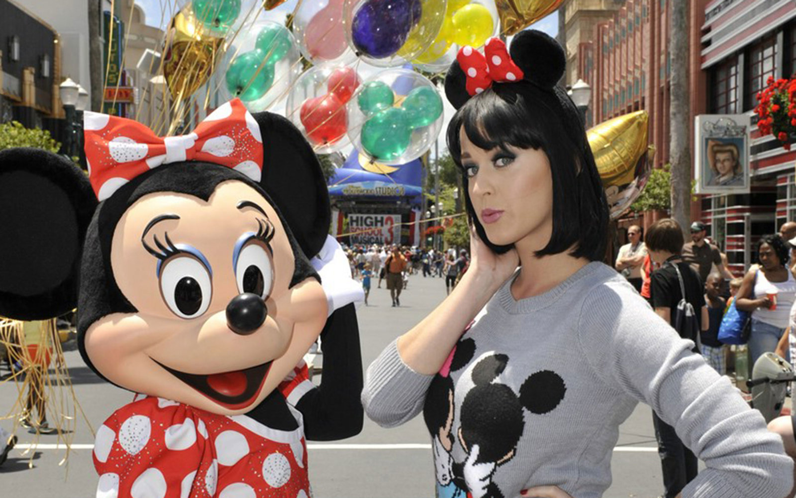 katy-perry-disney0316 – DisKingdom.com