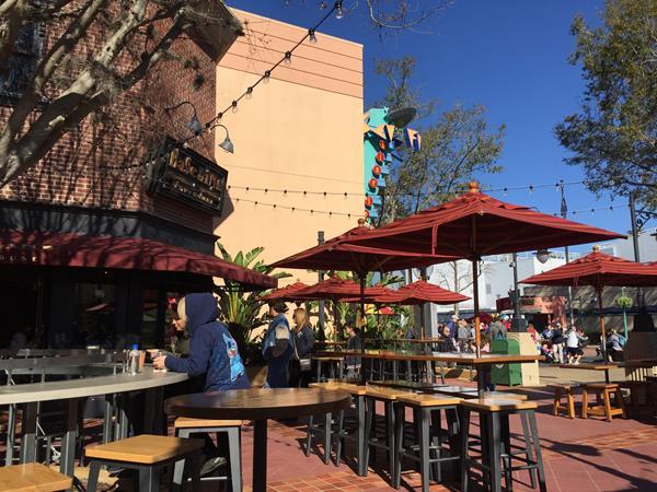 WDW Review: Snacks at the BaseLine Tap House – DisKingdom.com