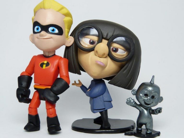 edna mode figurine