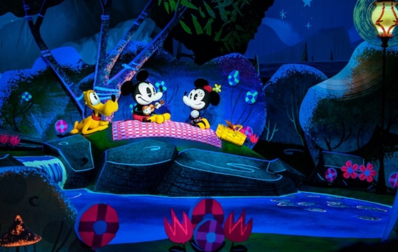 Mickey and Minnie have a picnic at night, with Pluto. How aren't they being murdered by mosquitos?